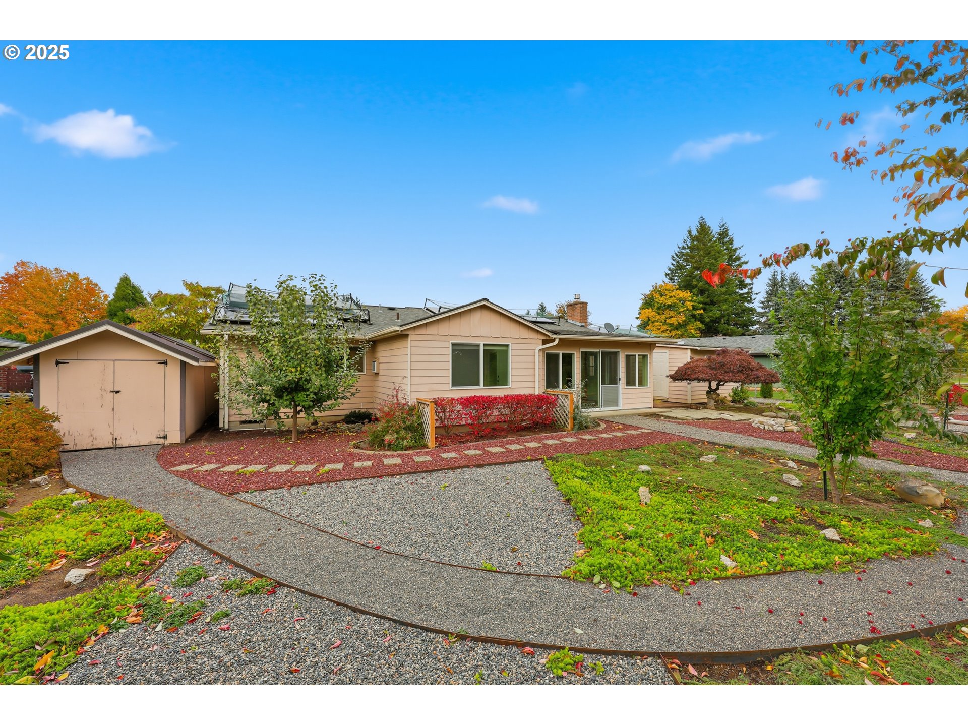 1920 Northeast View Court Gresham, OR 97030 - Photo 43 of 48 a front view of a house with a yard