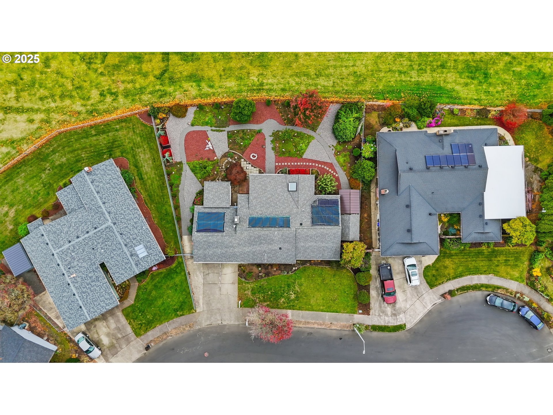 1920 Northeast View Court Gresham, OR 97030 - Photo 46 of 48 a picture of a building with a outdoor space