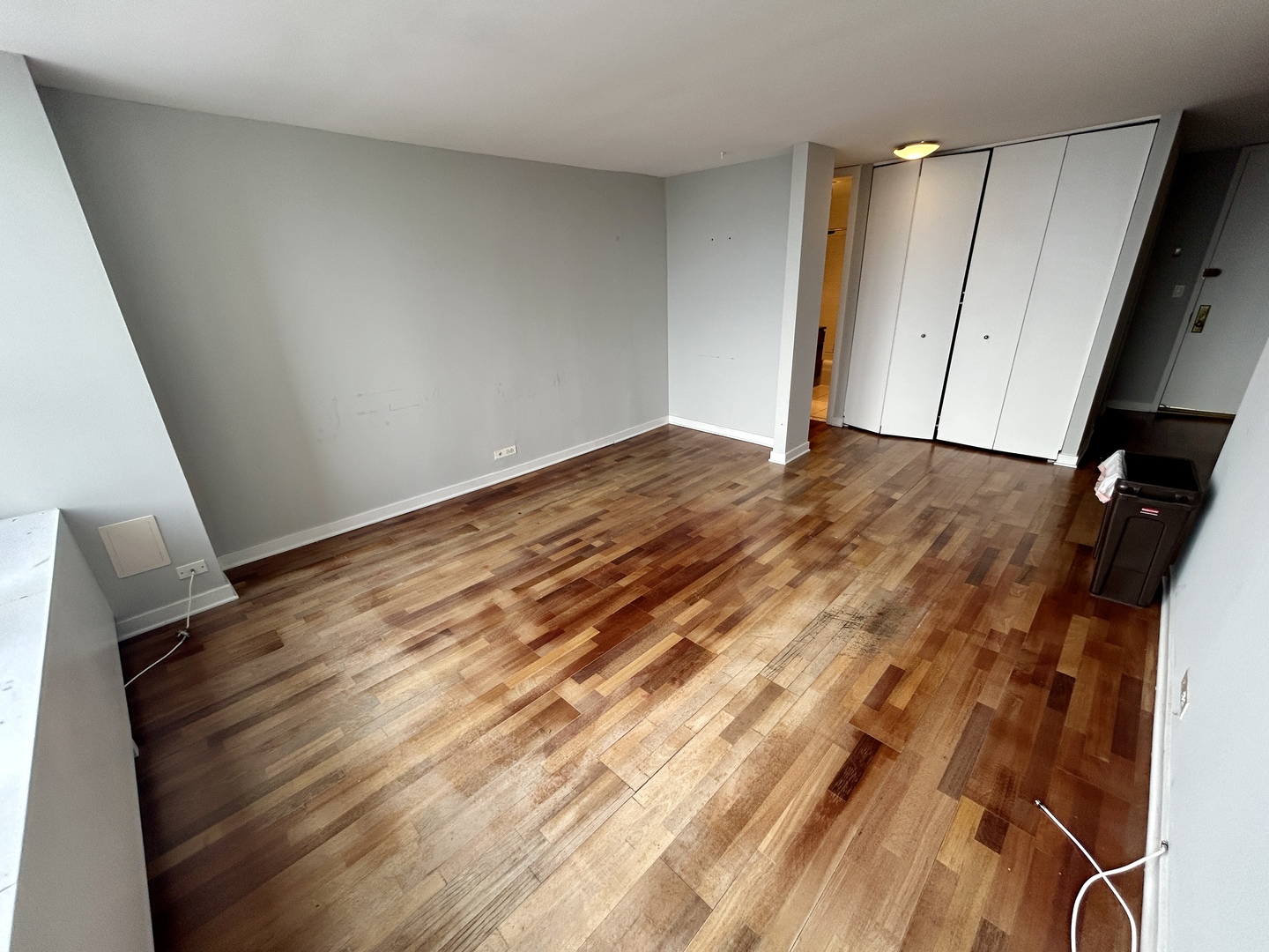 655 West Irving Park Road, Unit 3711 Chicago, IL 60613 - Photo 8 of 32 Gallery Image 8