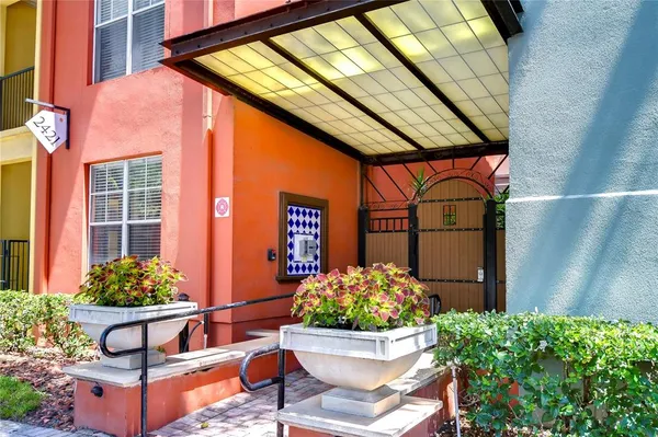 $2,200 | 2410 West Azeele Street, Unit 234, Tampa, FL 33609