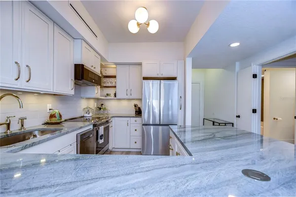 $2,200 | 2410 West Azeele Street, Unit 234, Tampa, FL 33609