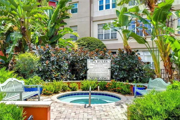 $2,200 | 2410 West Azeele Street, Unit 234, Tampa, FL 33609