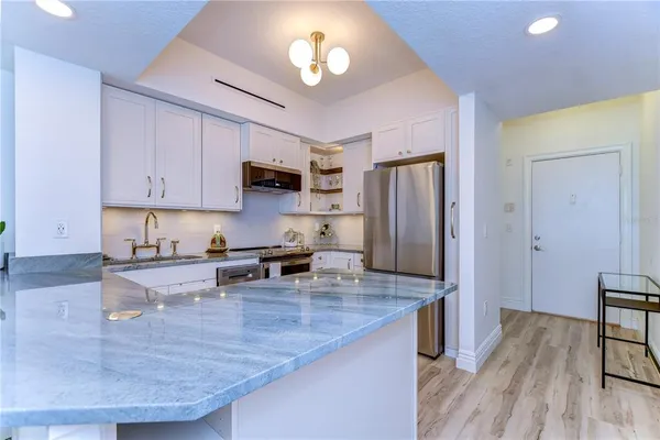 $2,200 | 2410 West Azeele Street, Unit 234, Tampa, FL 33609
