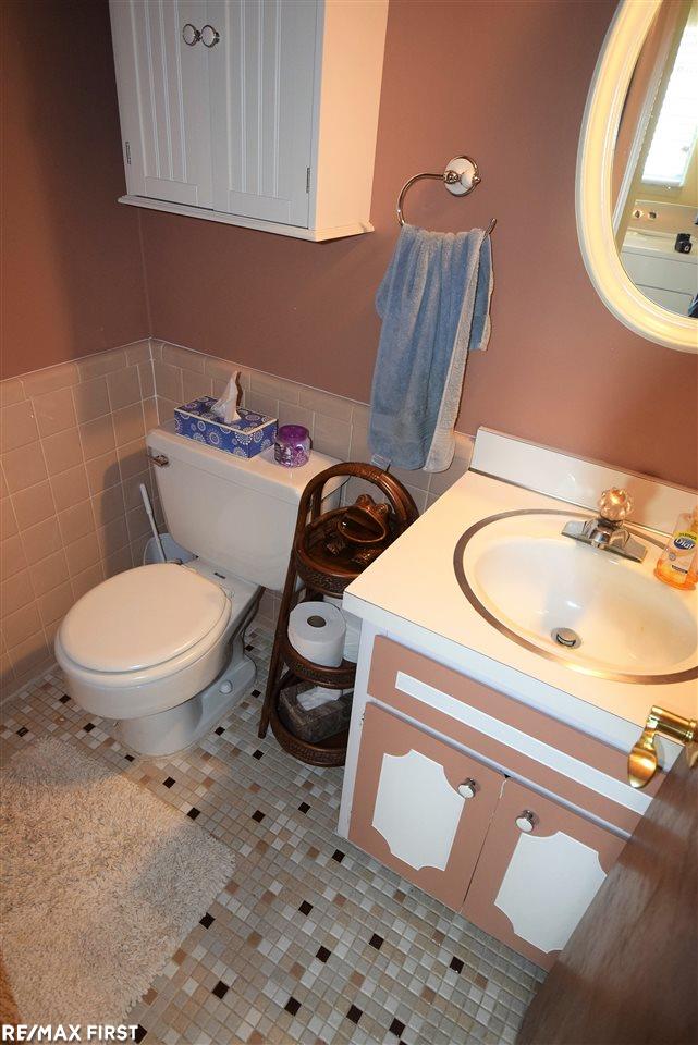 4575 Pointe Tremble Road Algonac, MI 48001 - Photo 48 of 58 50025015-47.JPG