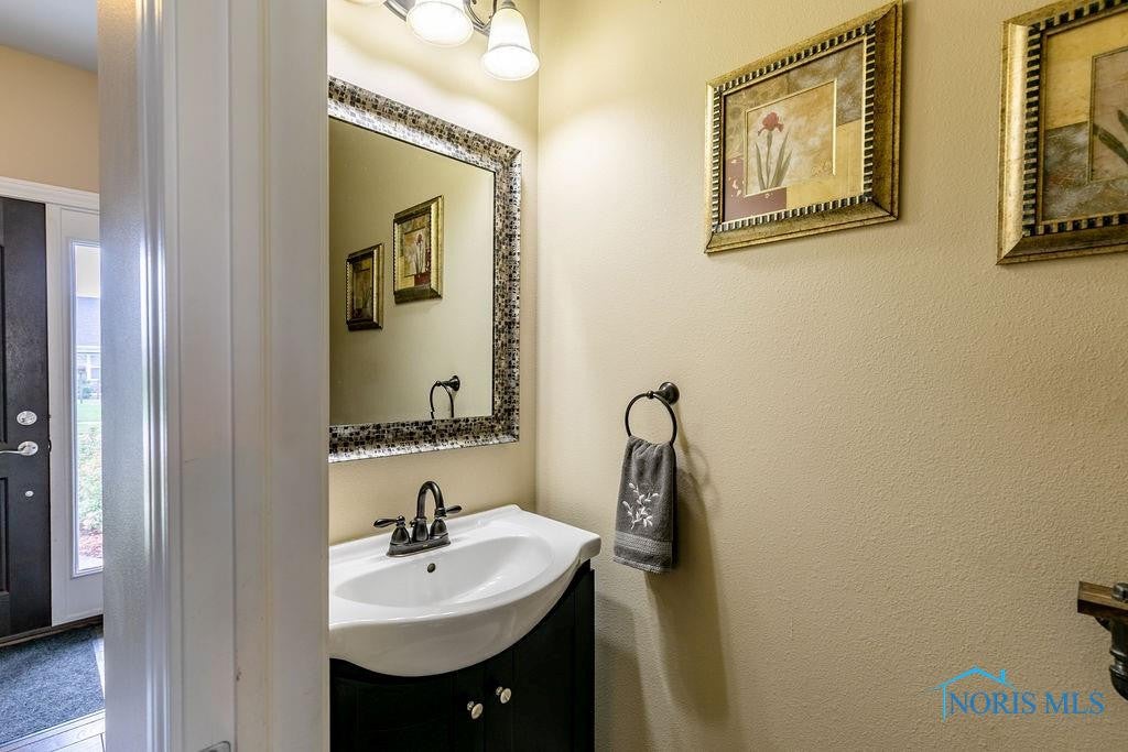 129 Lawai Road Oregon, OH 43616 - Photo 24 of 44 Gallery Image 24