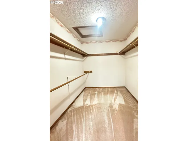 $385,000 | 10710 South McAlister Road, Island City, OR 97850