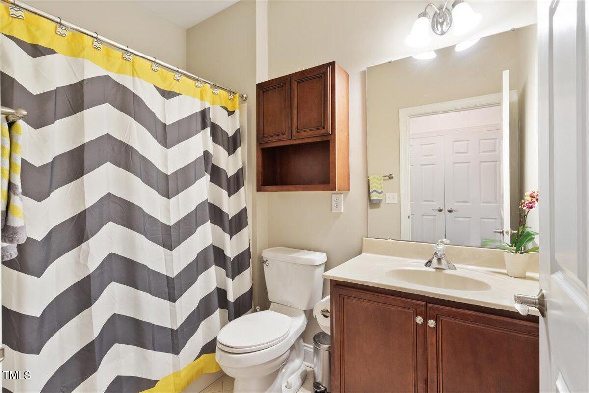 10511 Rosegate Court, Unit 103 Raleigh, NC 27617 - Photo 8 of 56 Second bathroom
