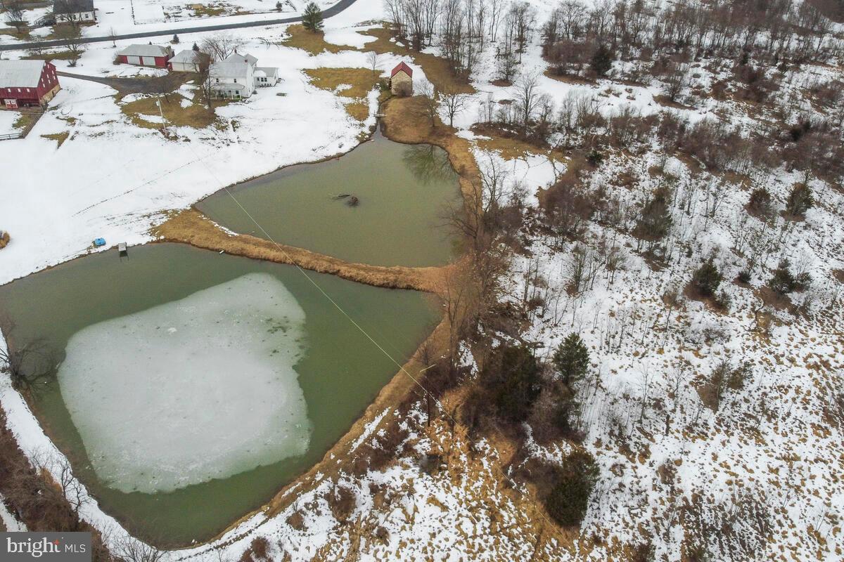 6538 Fish Hatchery Road Thurmont, MD 21788 - Photo 5 of 37 Gallery Image 5