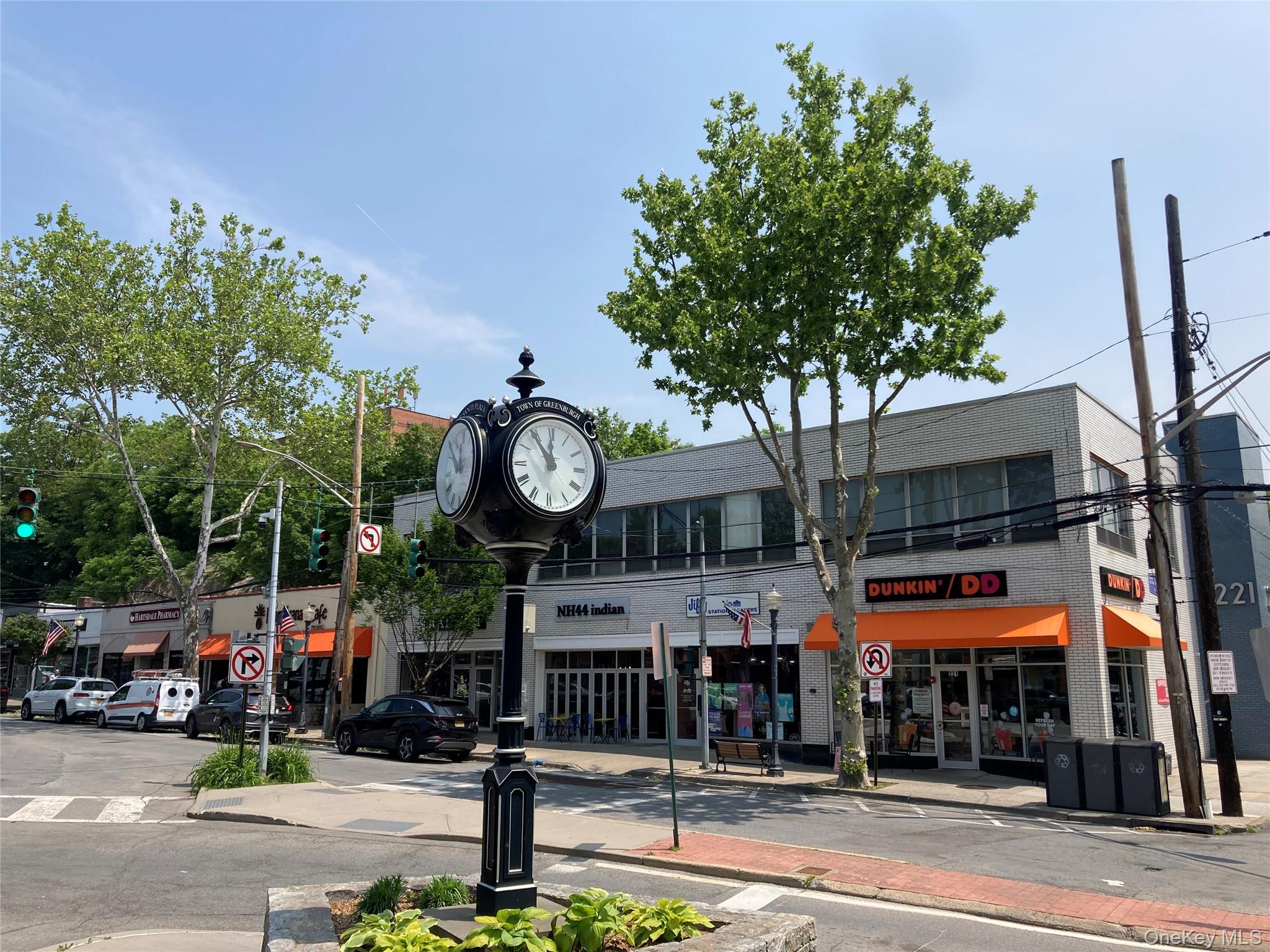 186 Pinewood Road, Unit 56 Hartsdale, NY 10530 - Photo 29 of 29 This is picturesque downtown Hartsdale, with local shops and restaurants