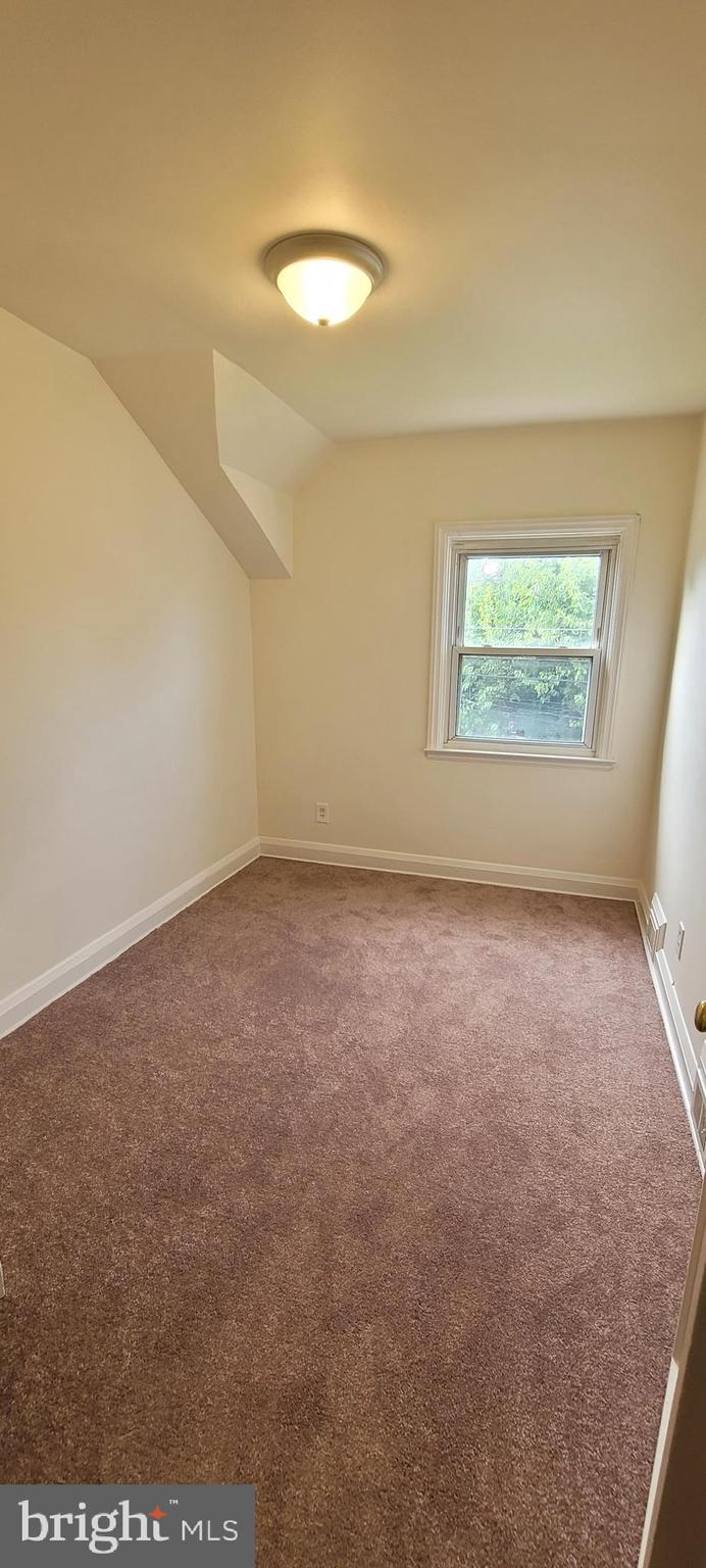 1565 Stonewood Road Baltimore, MD 21239 - Photo 28 of 43 3rd/Smallest Bedroom