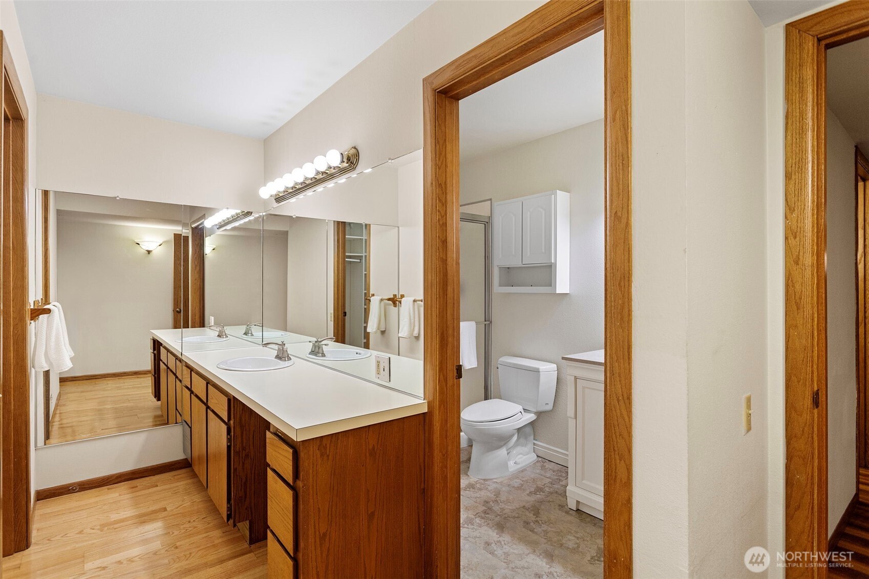 1602 Northeast 140th Street, Unit N2 Seattle, WA 98125 - Photo 21 of 39