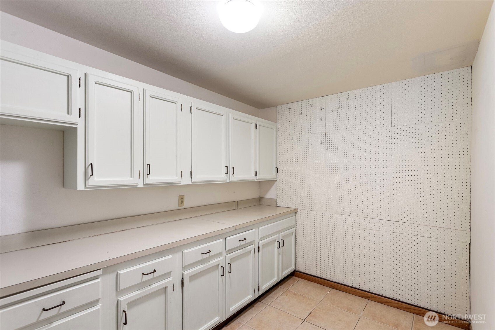 1602 Northeast 140th Street, Unit N2 Seattle, WA 98125 - Photo 28 of 39