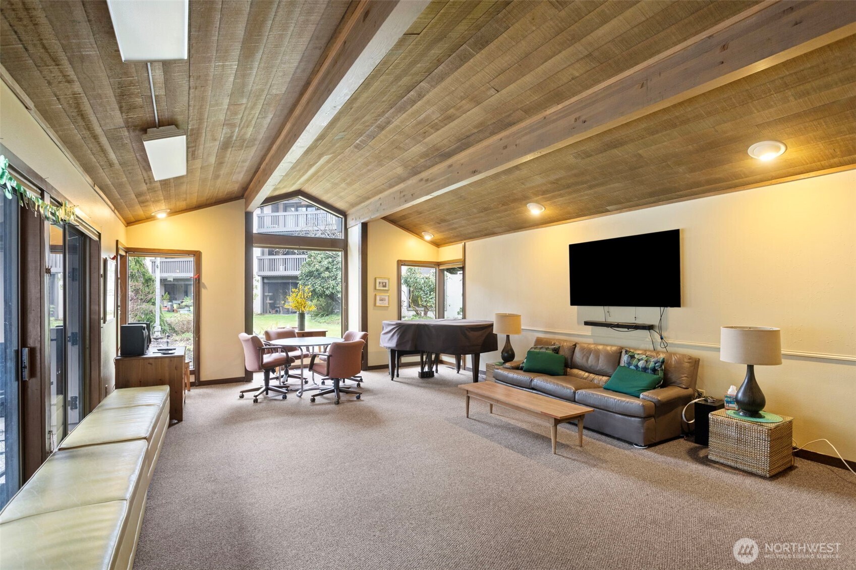 1602 Northeast 140th Street, Unit N2 Seattle, WA 98125 - Photo 31 of 39