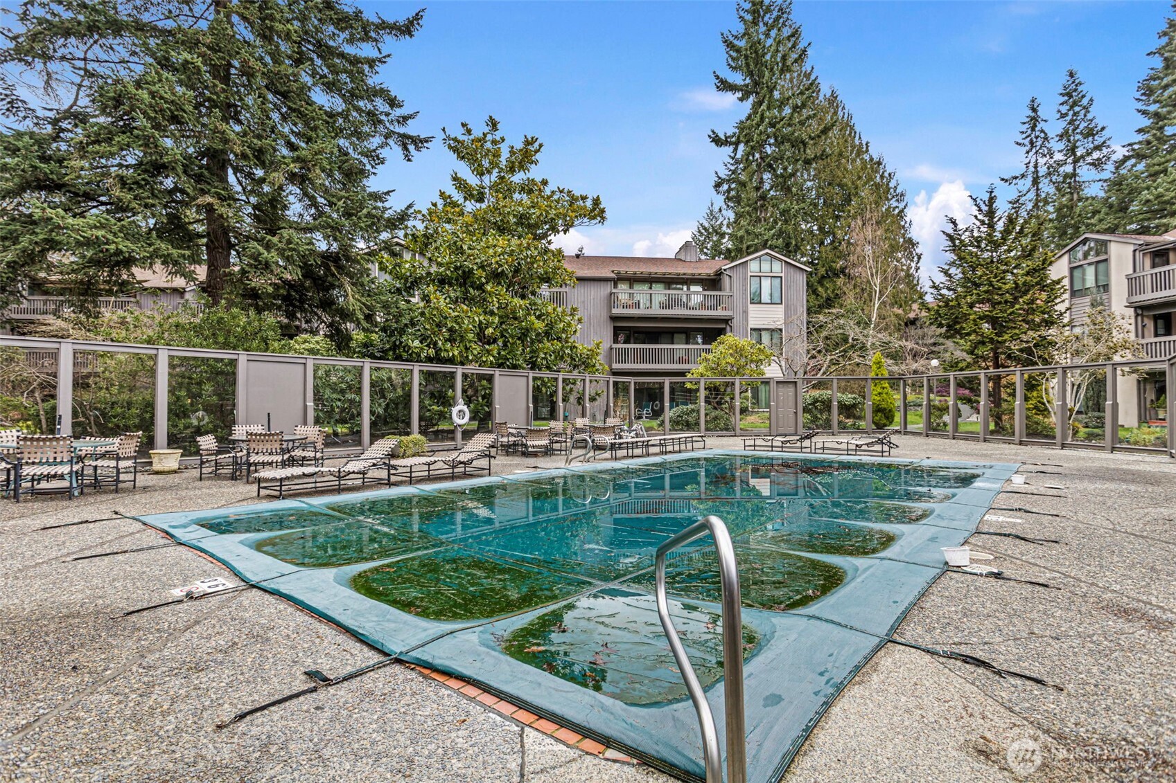 1602 Northeast 140th Street, Unit N2 Seattle, WA 98125 - Photo 34 of 39