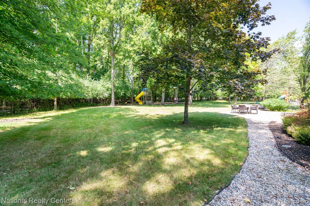 31467 Old Cannon Road Beverly Hills, MI 48025 - Photo 35 of 35