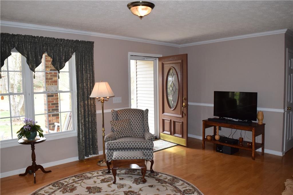 3470 Raintree Drive Hudson, NC 28638 - Photo 2 of 37 Gallery Image 2