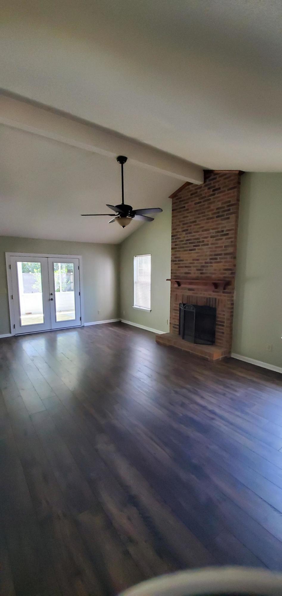 176 Commons Way Goose Creek, SC 29445 - Photo 4 of 15 20190917_124158