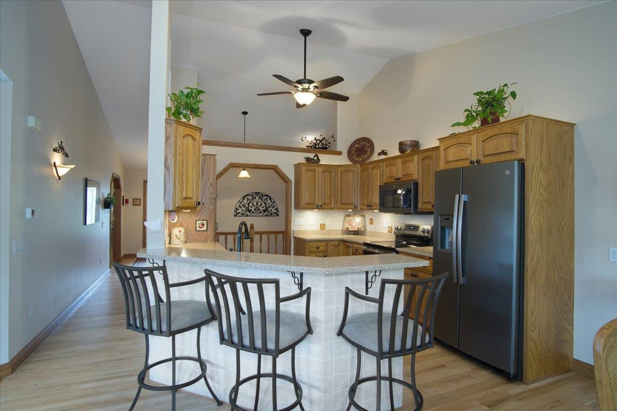 2308 Dynes Way Sun Prairie, WI 53590 - Photo 18 of 69