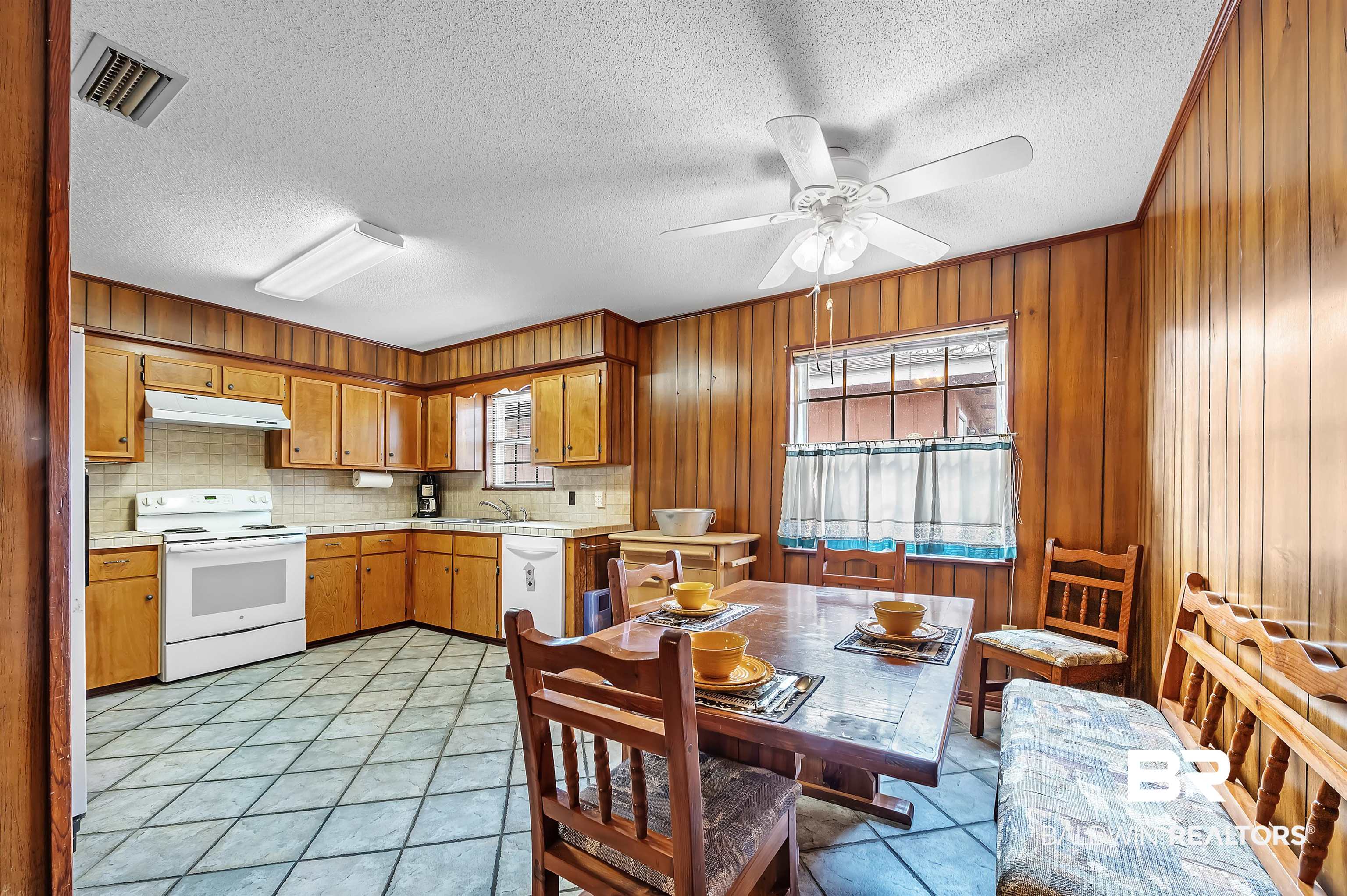 610 East Verbena Avenue Foley, AL 36535 - Photo 13 of 33