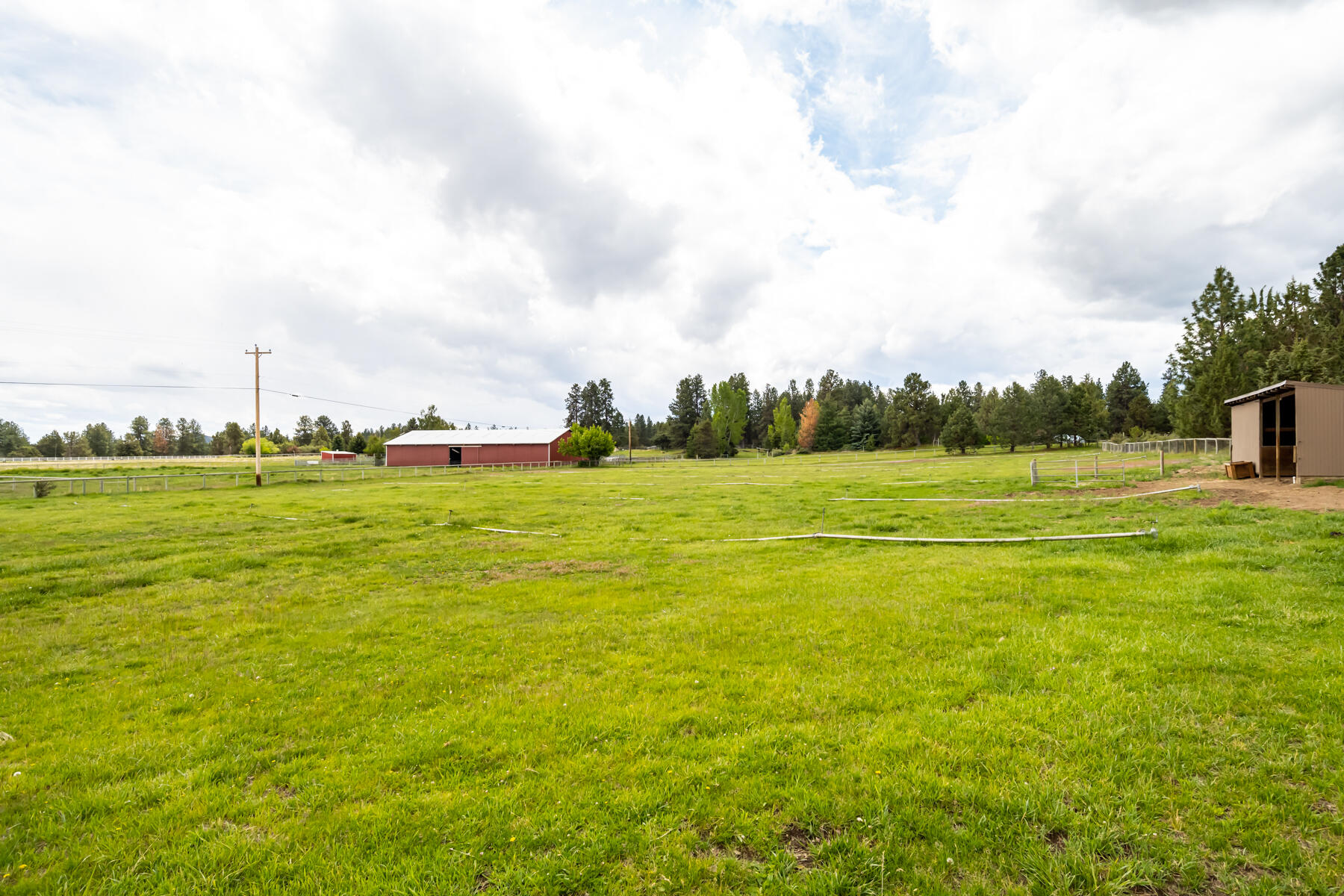 21156 Sholes Road Bend, OR 97702 - Photo 36 of 63 43JH5_7591