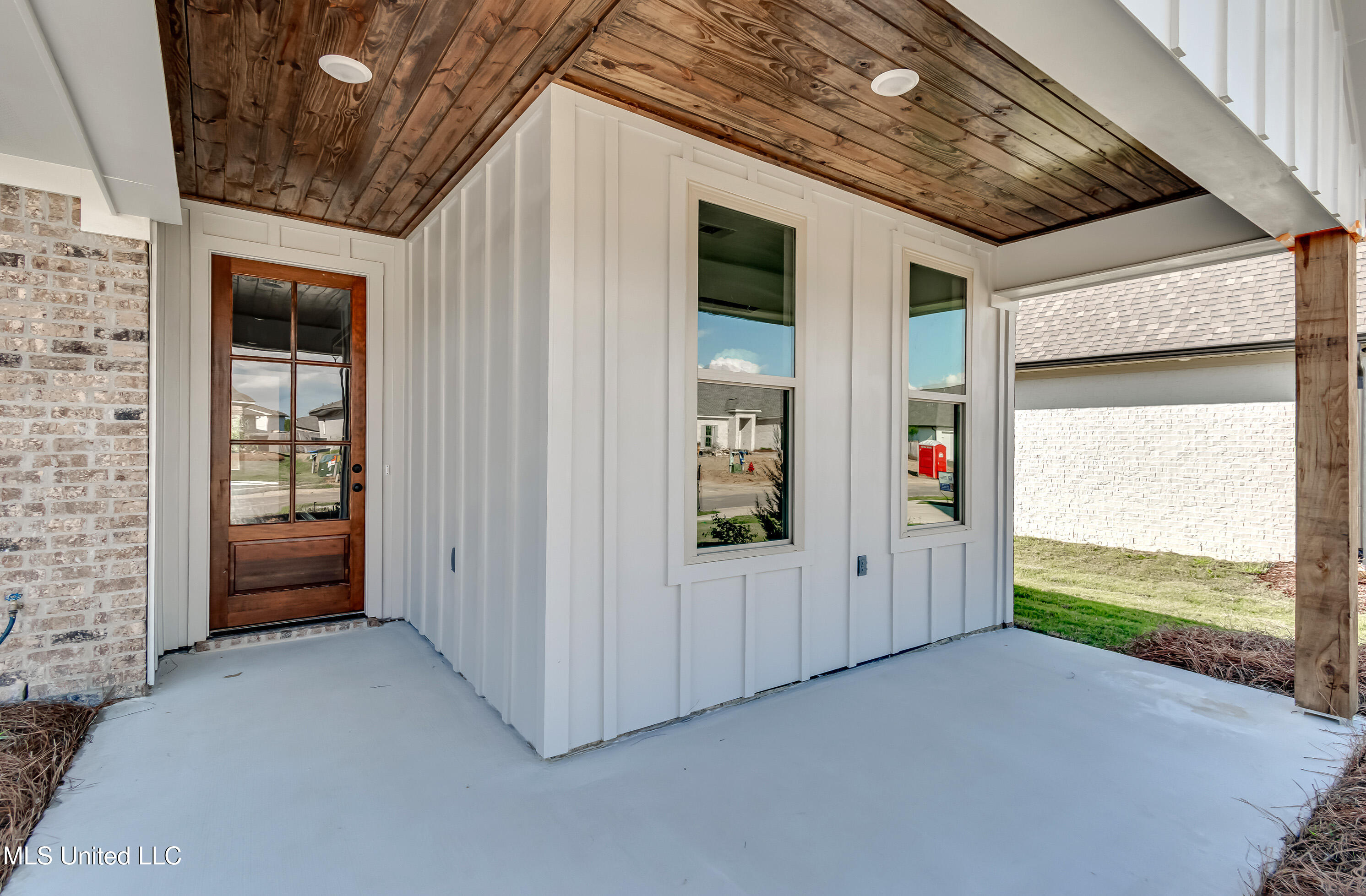 229 Bronson Bend Flowood, MS 39232 - Photo 1 of 37 229 Bronson Bend-2