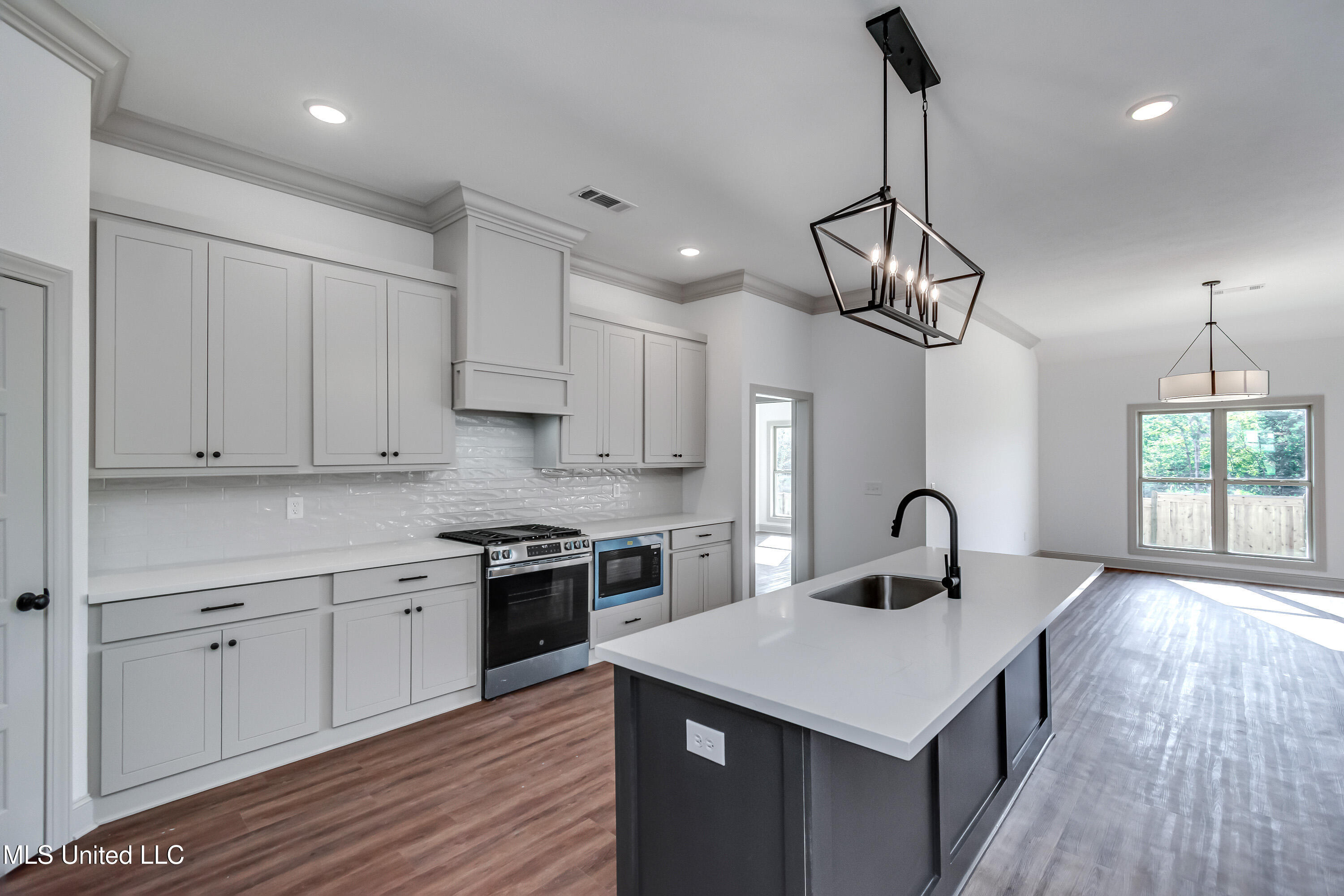 229 Bronson Bend Flowood, MS 39232 - Photo 3 of 37 229 Bronson Bend-44