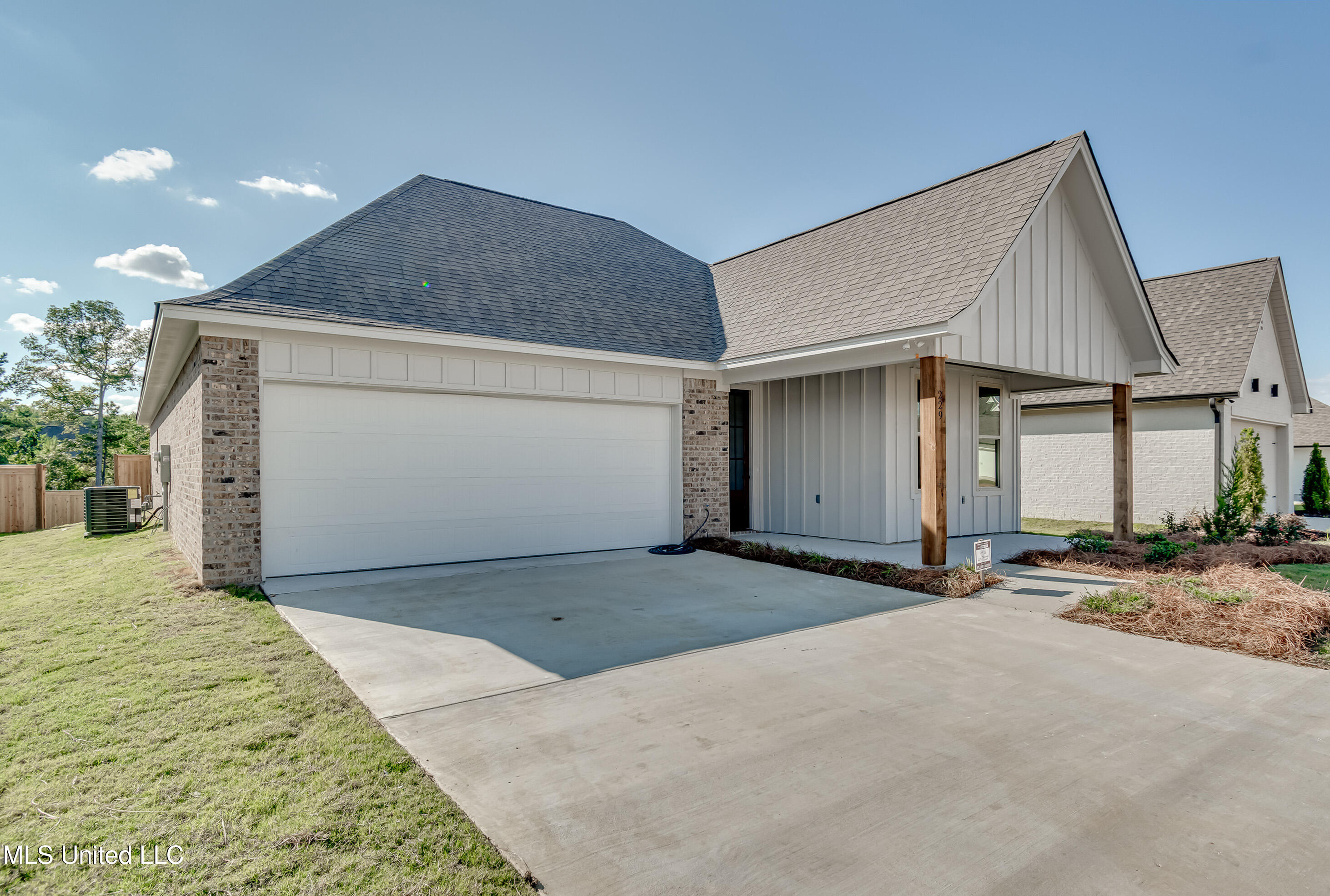 229 Bronson Bend Flowood, MS 39232 - Photo 4 of 37 229 Bronson Bend-4