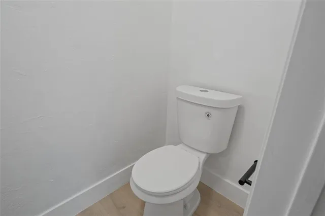 $2,400 | 4510 Northwest 49th Drive, Tamarac, FL 33319