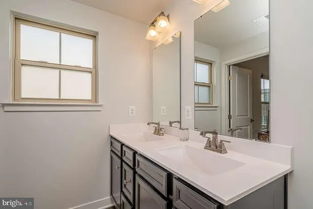 $579,999 | 2703 Chelsea Willows Way, Hyattsville, MD 20782