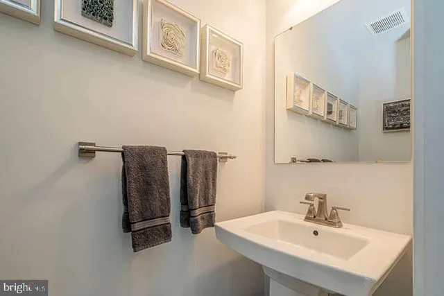 $579,999 | 2703 Chelsea Willows Way, Hyattsville, MD 20782