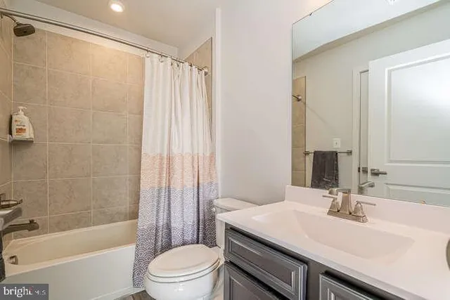 $579,999 | 2703 Chelsea Willows Way, Hyattsville, MD 20782