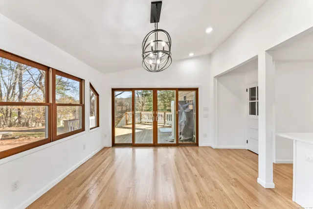 $615,000 | 3 Daves Lane, Newtown, CT 06470