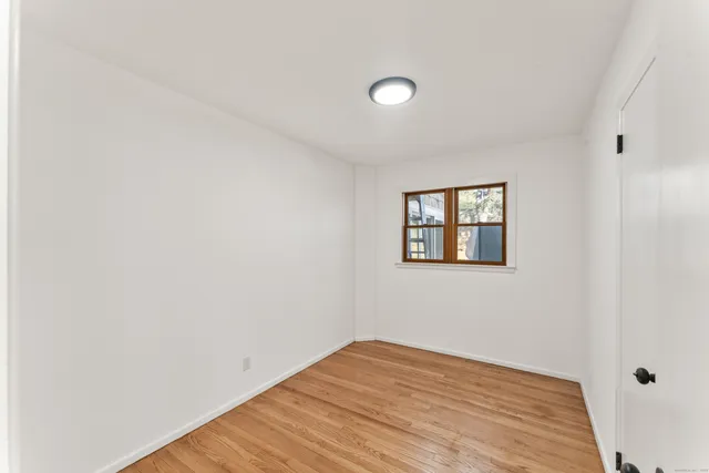 $615,000 | 3 Daves Lane, Newtown, CT 06470