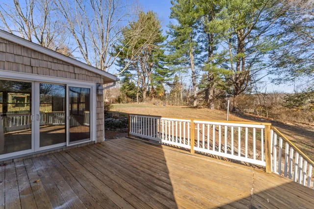 $615,000 | 3 Daves Lane, Newtown, CT 06470