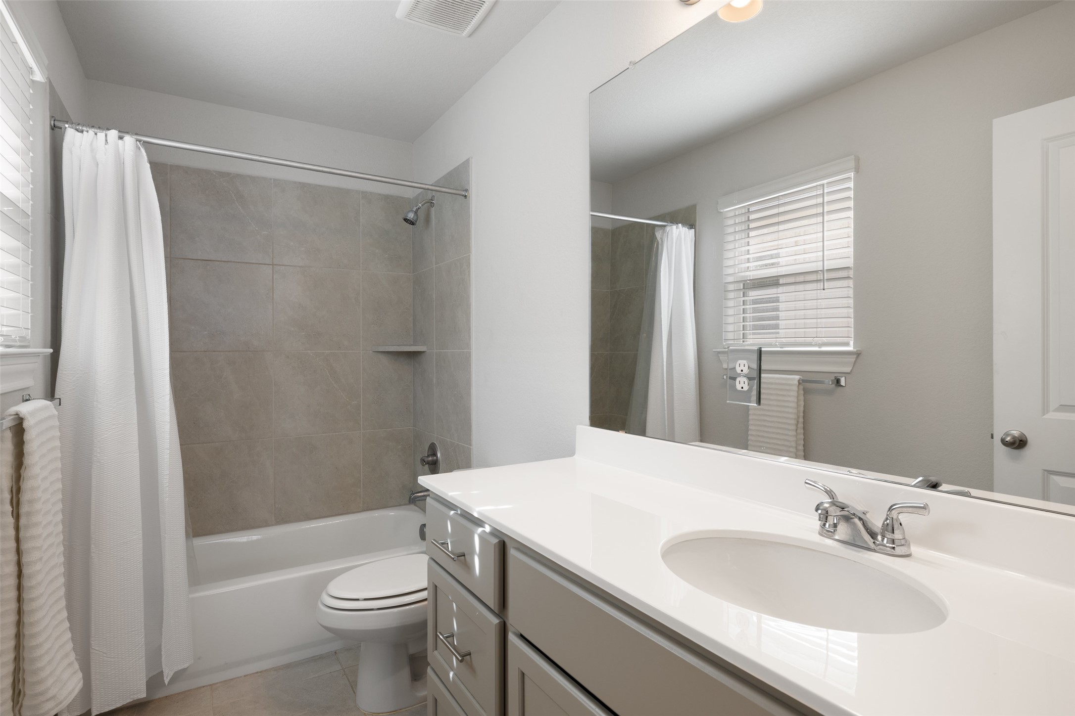 1012 Legend Milton Lane Austin, TX 78748 - Photo 22 of 30 a bathroom with a sink toilet and shower
