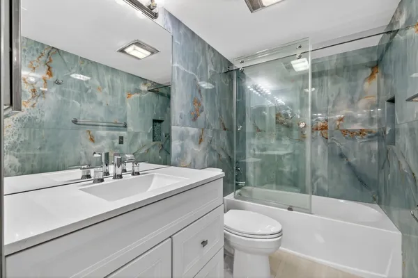 $154,900 | 3300 Twin Lakes Terrace, Unit 102, Fort Pierce, FL 34951