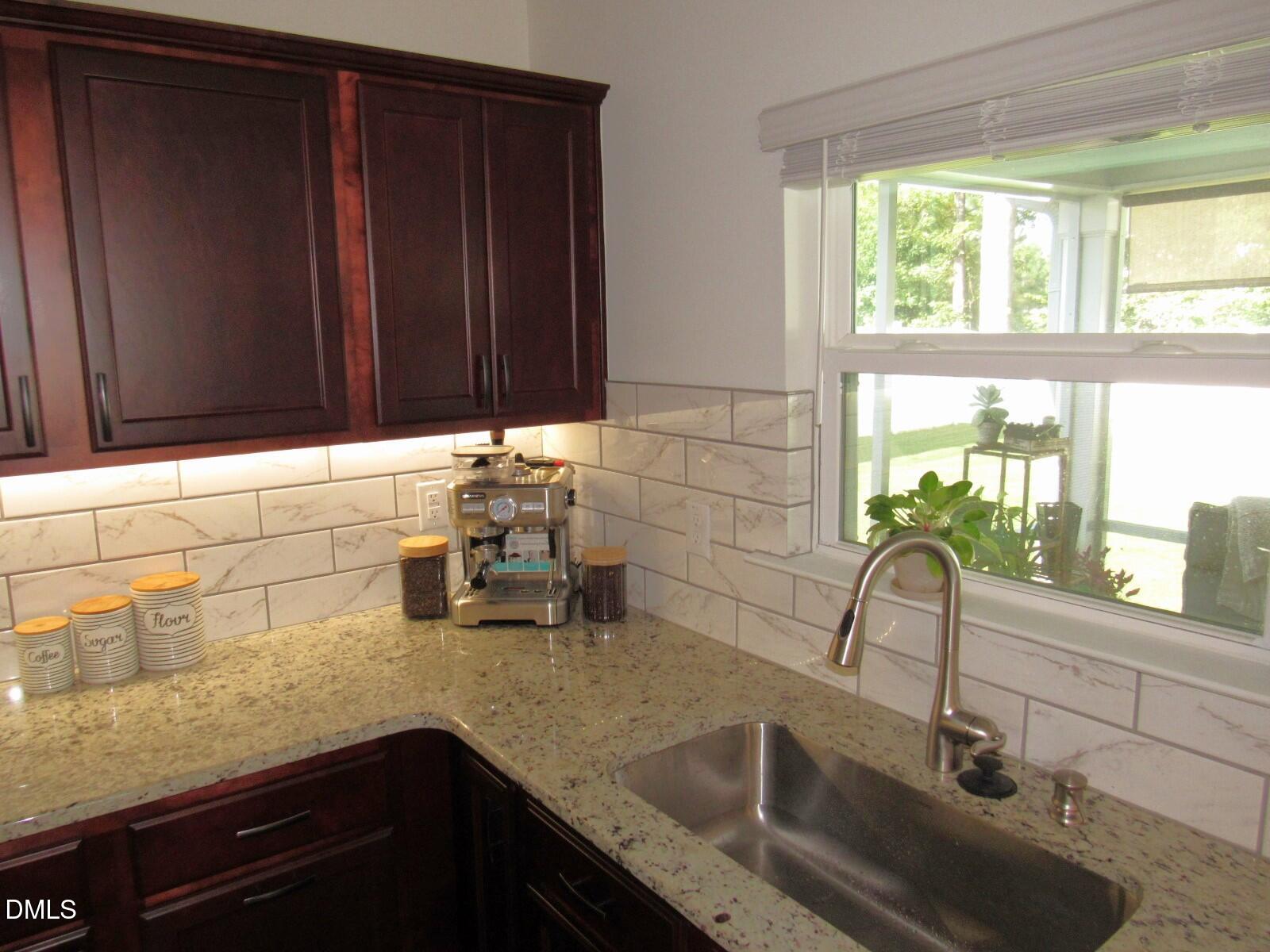 2238 Crestwood Rdg Drive Durham, NC 27704 - Photo 13 of 39 Kitchen