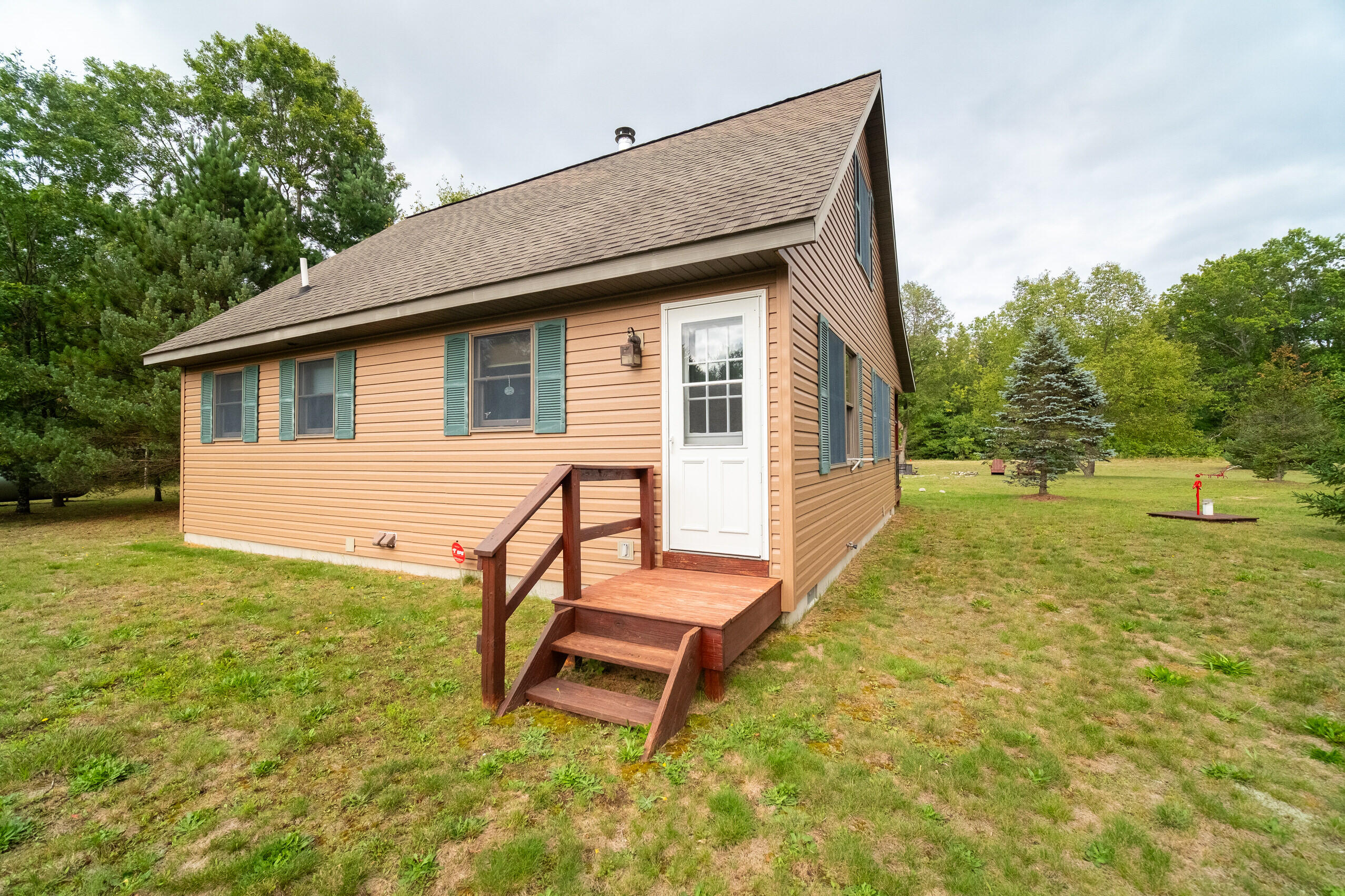 1345 Bosschem Road Wellston, MI 49689 - Photo 37 of 78 Turn key and fully furnished