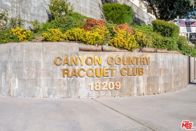 $2,600 | 18209 Sierra Highway, Unit 115, Canyon Country, CA 91351