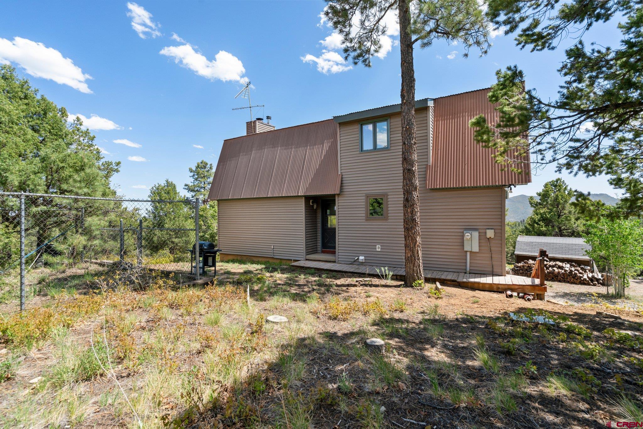 150 Pine Road Durango, CO 81303 - Photo 28 of 35 a backyard of a house