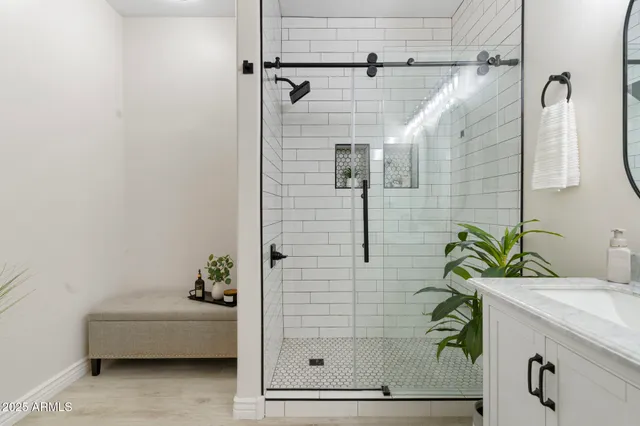 $495,000 | 5350 East Deer Valley Drive, Unit 1276, Phoenix, AZ 85054