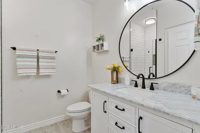 $495,000 | 5350 East Deer Valley Drive, Unit 1276, Phoenix, AZ 85054