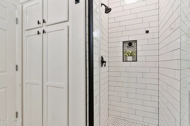 $495,000 | 5350 East Deer Valley Drive, Unit 1276, Phoenix, AZ 85054