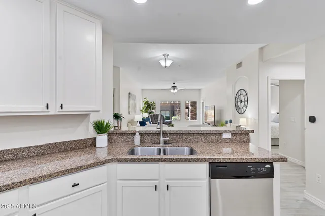 $495,000 | 5350 East Deer Valley Drive, Unit 1276, Phoenix, AZ 85054