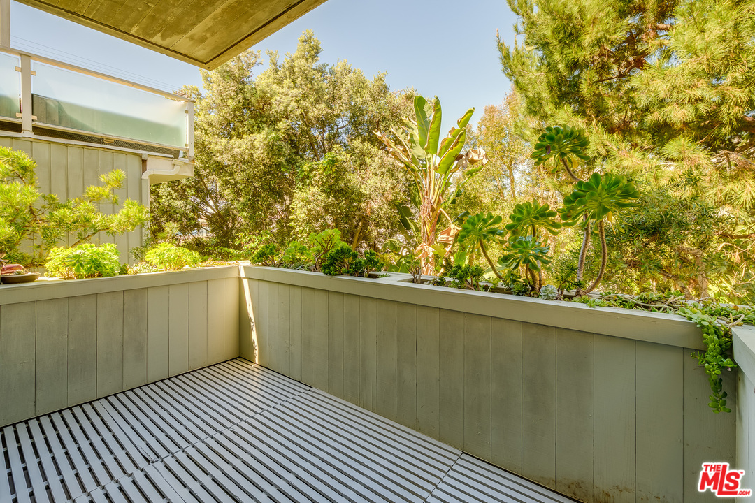16 Westwind Street Marina del Rey, CA 90292 - Photo 31 of 40