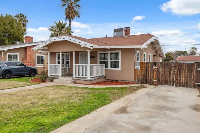 $260,000 | 728 North Farris Avenue, Fresno, CA 93728