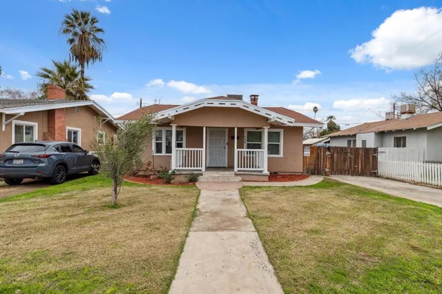 $260,000 | 728 North Farris Avenue, Fresno, CA 93728