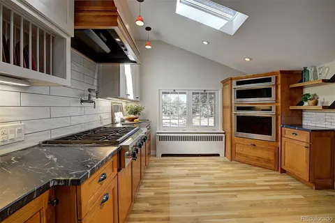 $1,075,000 | 779 Kinnikinnik Hill, Golden, CO 80401