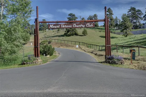 $1,075,000 | 779 Kinnikinnik Hill, Golden, CO 80401