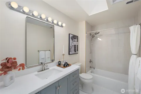 $1,299,979 | 18801 34th Avenue Southeast, Bothell, WA 98012